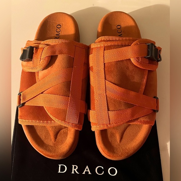 Draco ~ Luxurious Slides - Picture 3 of 10